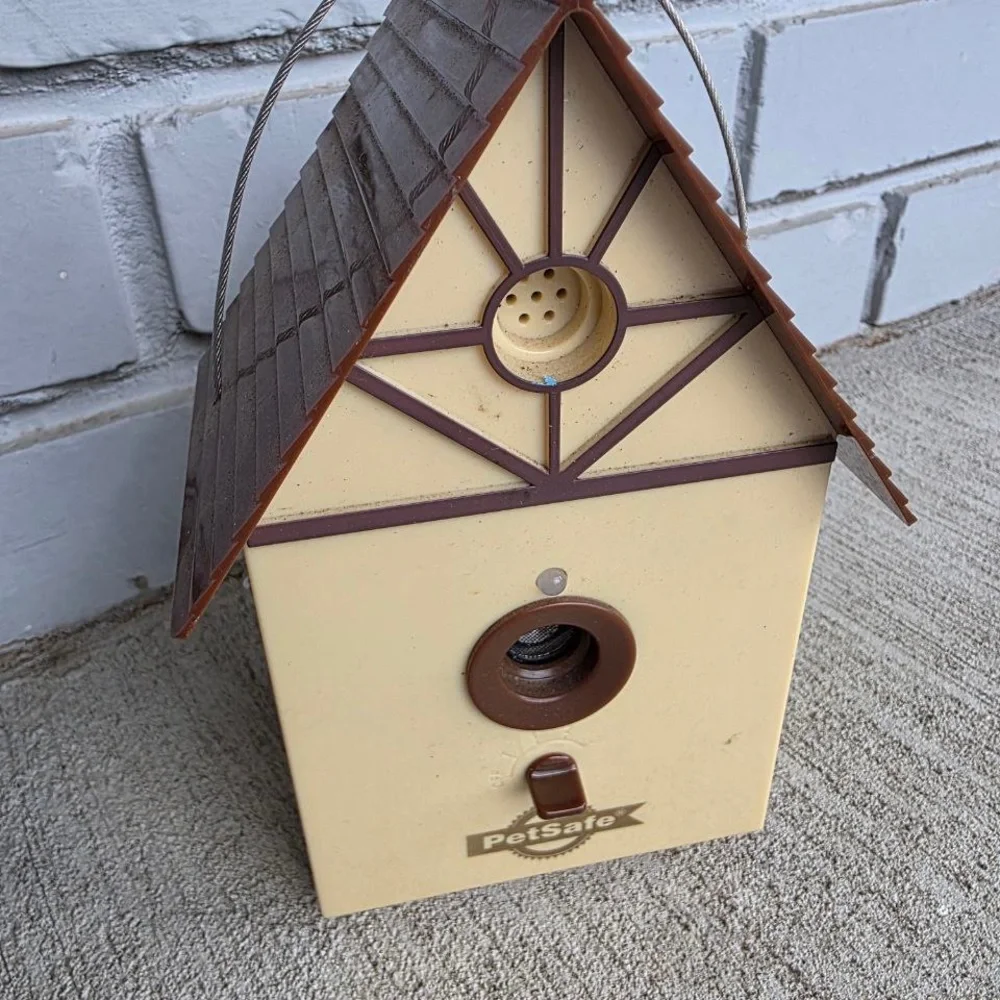 PetSafe Outdoor Bark Control Birdhouse OBC-1000 Ultrasonic Anti Bark Device